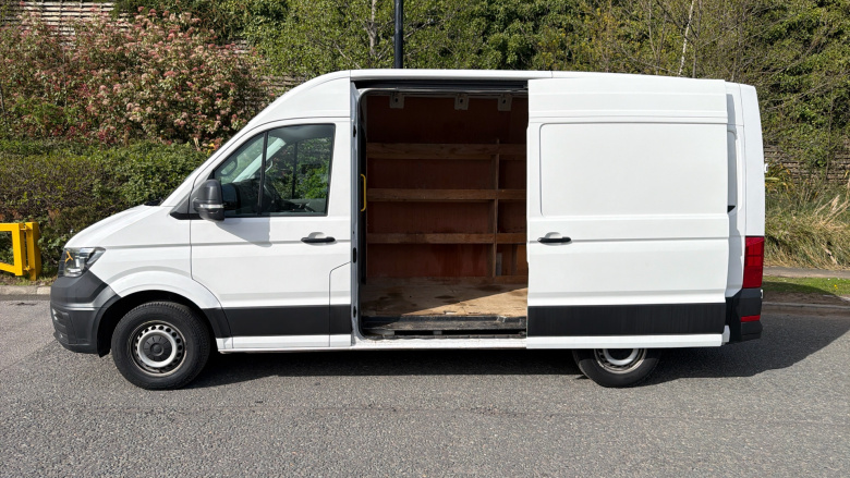 Volkswagen Crafter Cr35 Mwb Diesel 2.0 TDI 102PS Startline High Roof Van